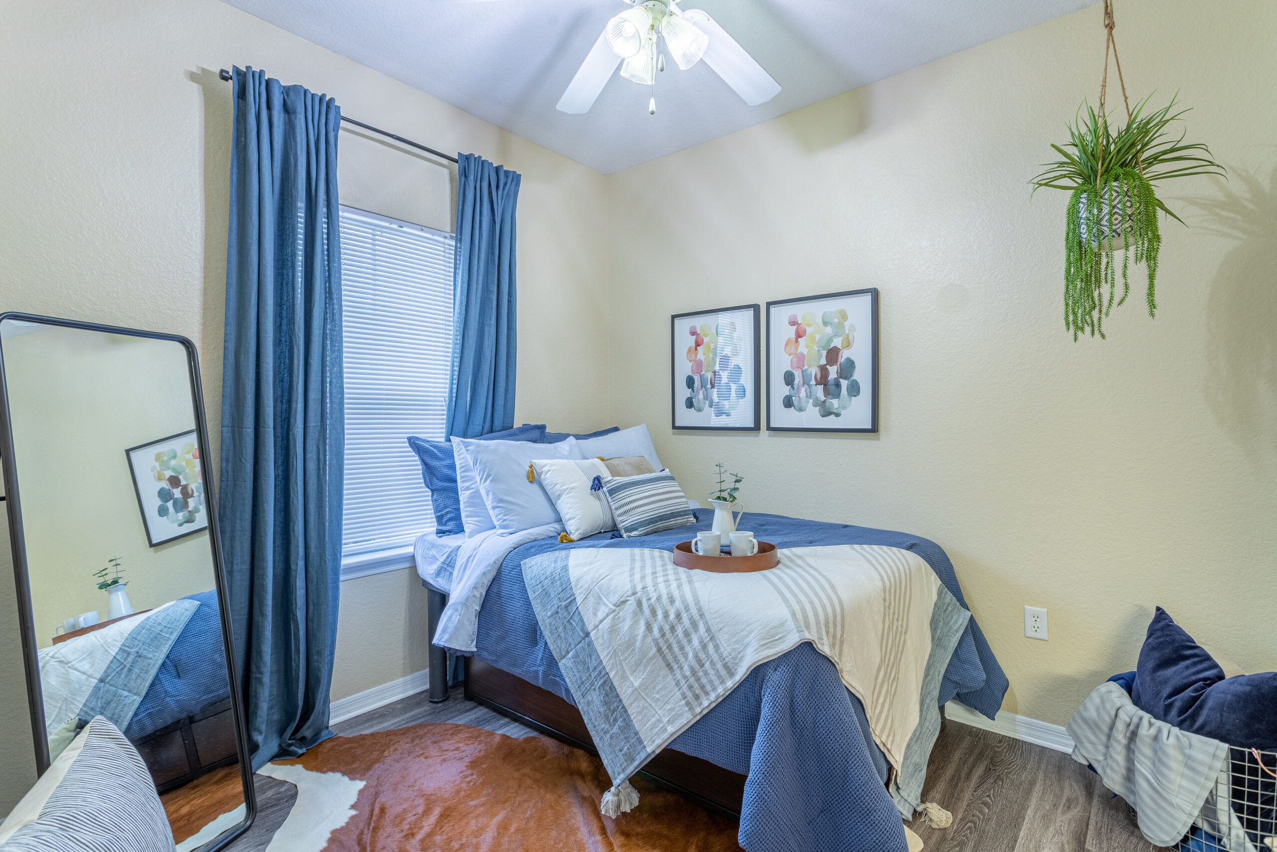 Furnished bedroom